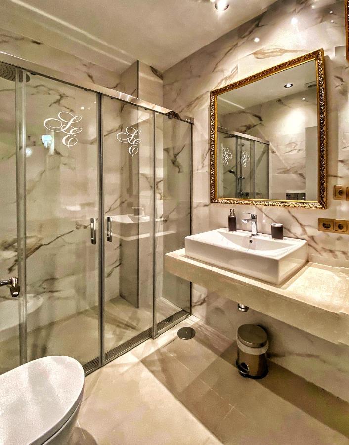 Suites San Esteban 16 Ducal Sevilla Bagian luar foto